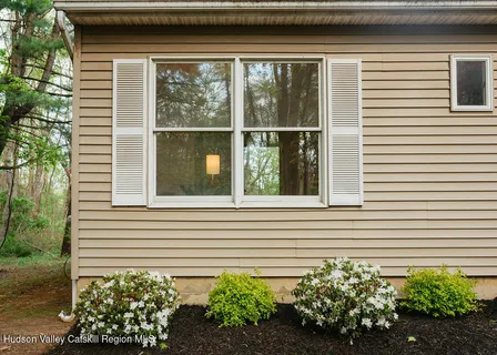 $679,000 | 3 Seymour Drive, Red Hook, NY 12571