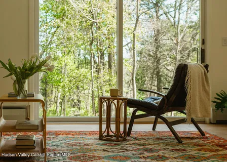 $679,000 | 3 Seymour Drive, Red Hook, NY 12571