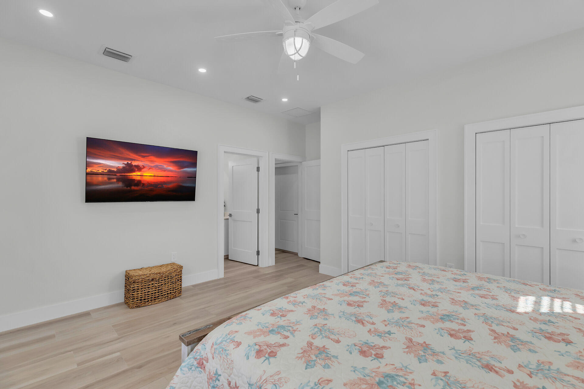 232 Sadowski Key Key Colony Beach, FL 33051 - Photo 17 of 71 Primary Suite