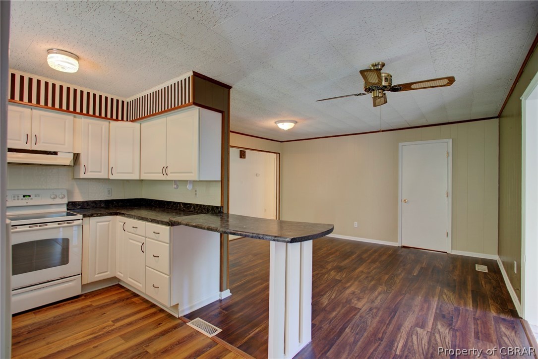 4534 Cedar Bush Road Hayes, VA 23072 - Photo 8 of 21 Kitchen