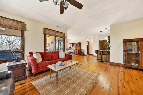 $584,900 | 30 Boulder Point Drive, Hardy, VA 24101