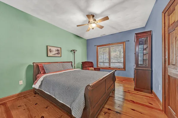 $584,900 | 30 Boulder Point Drive, Hardy, VA 24101