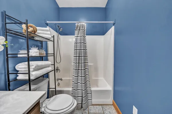 $584,900 | 30 Boulder Point Drive, Hardy, VA 24101