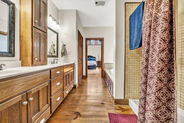 $584,900 | 30 Boulder Point Drive, Hardy, VA 24101