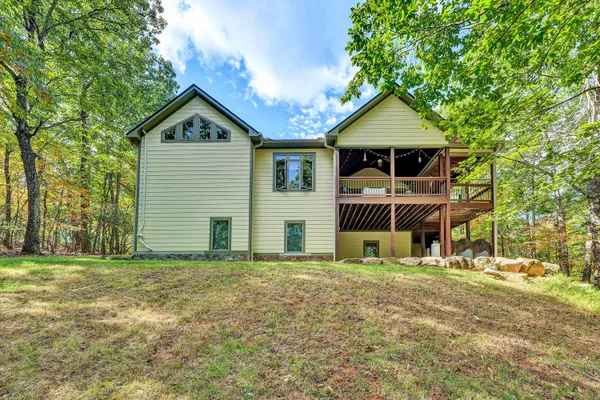 $584,900 | 30 Boulder Point Drive, Hardy, VA 24101