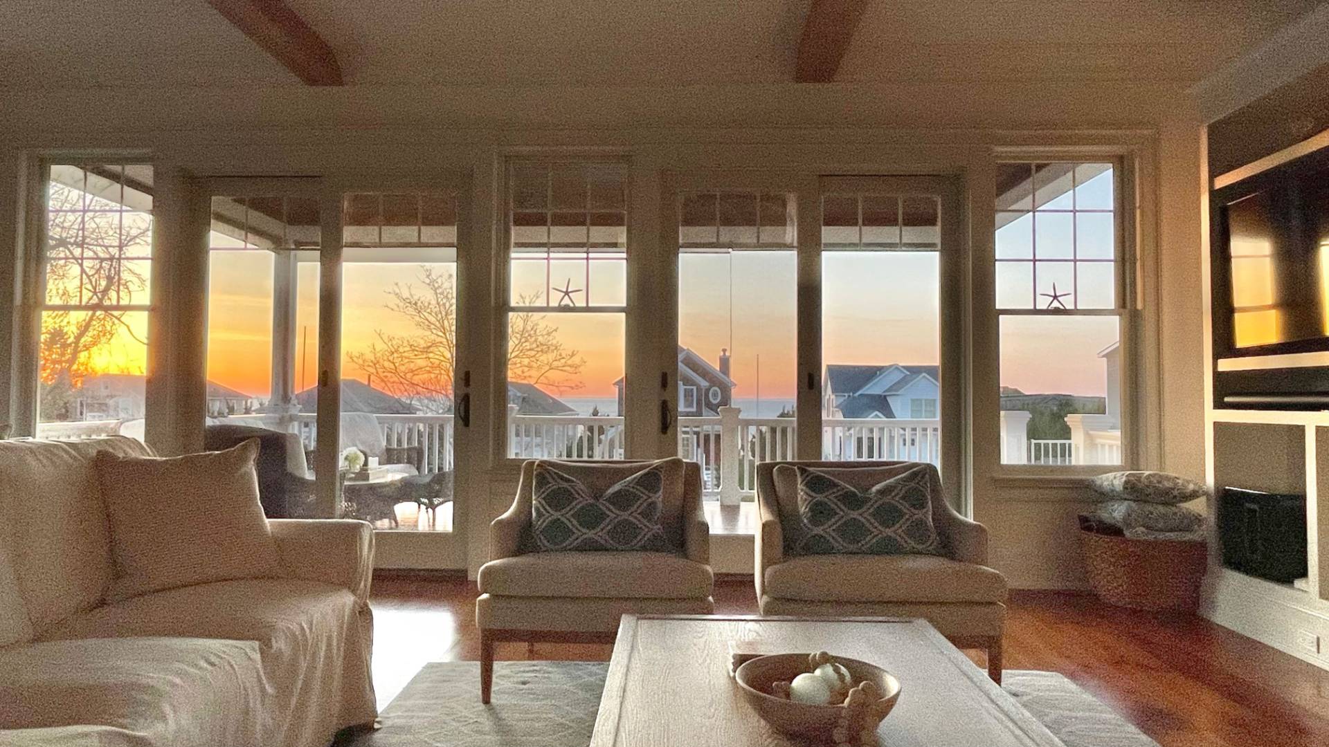 938 Sound Shore Road Riverhead, NY 11901 - Photo 12 of 50 Gallery Image 12