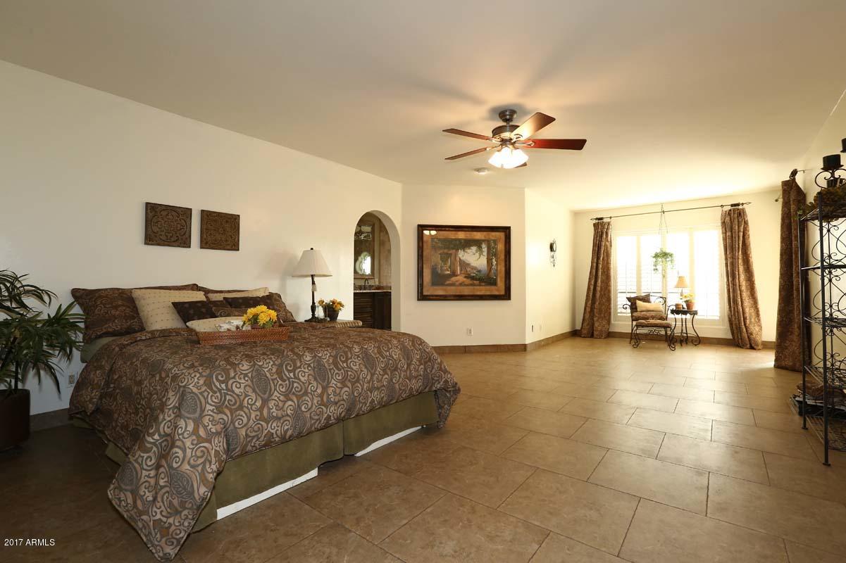 2225 East Mountain View Road Phoenix, AZ 85028 - Photo 18 of 37 Master Bedroom (1)