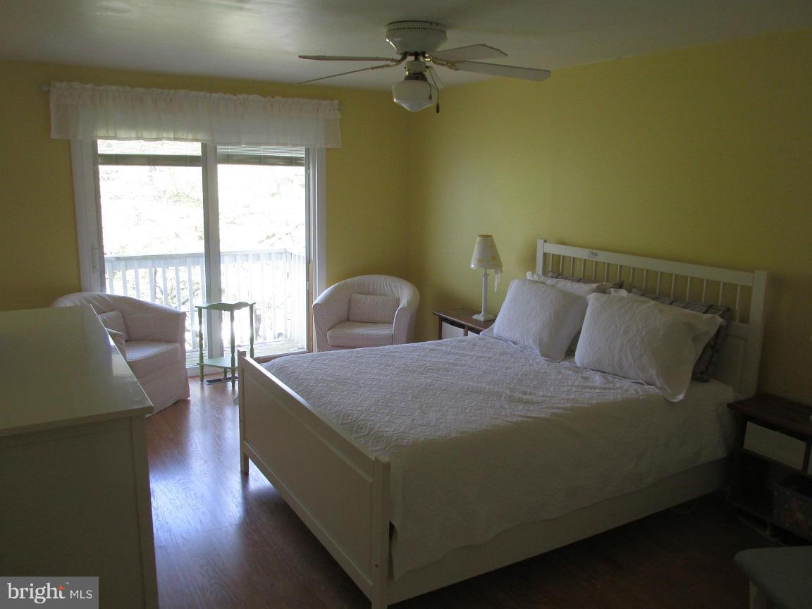 132 North Cottage Road Sterling, VA 20164 - Photo 16 of 21 Bedroom (Master)