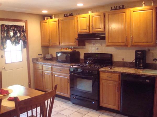 25 Sunset Road Weymouth, MA 02189 - Photo 6 of 28 Gallery Image 6