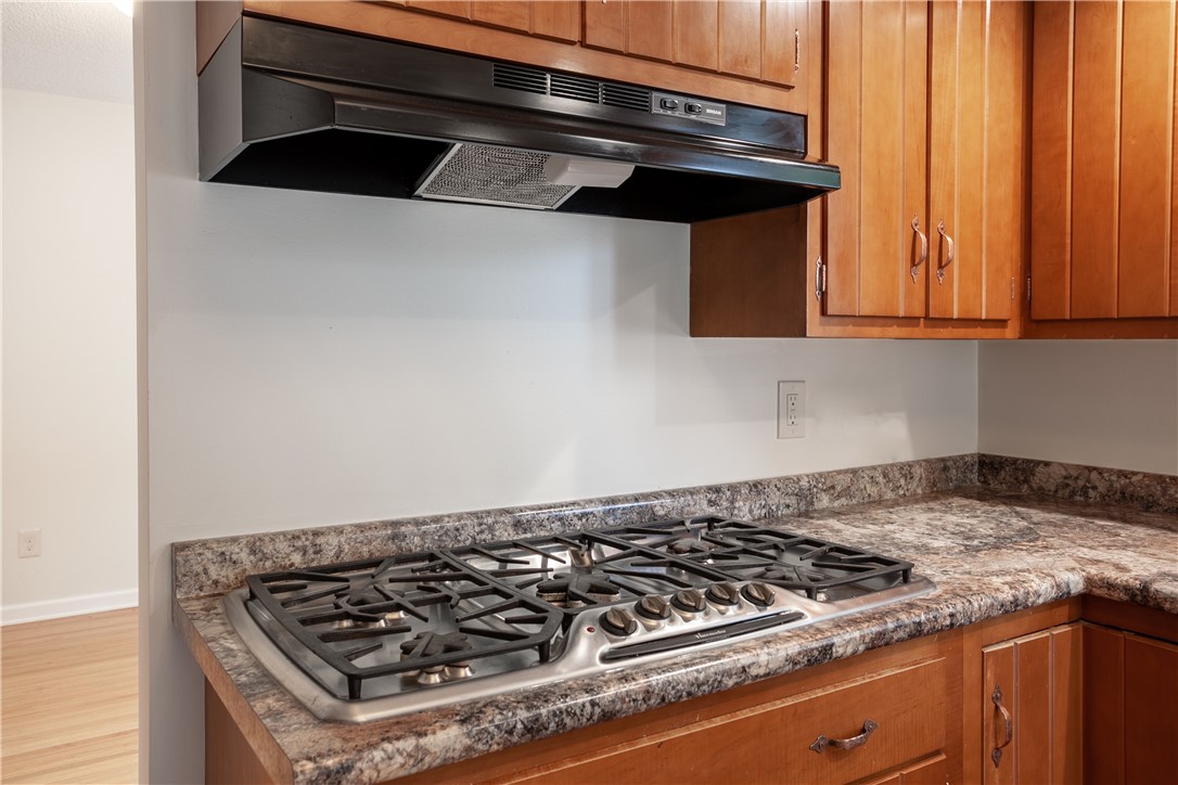 151 Edgebrook Lane Irondequoit, NY 14617 - Photo 15 of 50