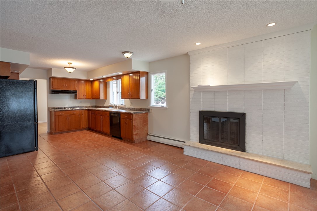 151 Edgebrook Lane Irondequoit, NY 14617 - Photo 22 of 50