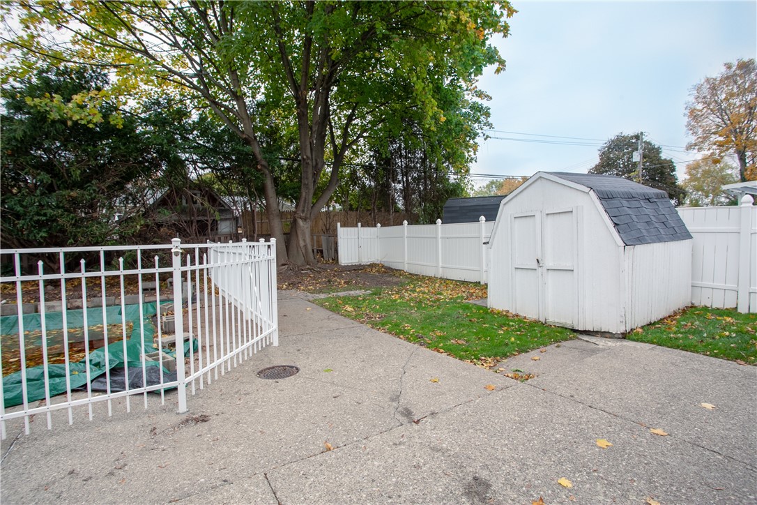 151 Edgebrook Lane Irondequoit, NY 14617 - Photo 47 of 50