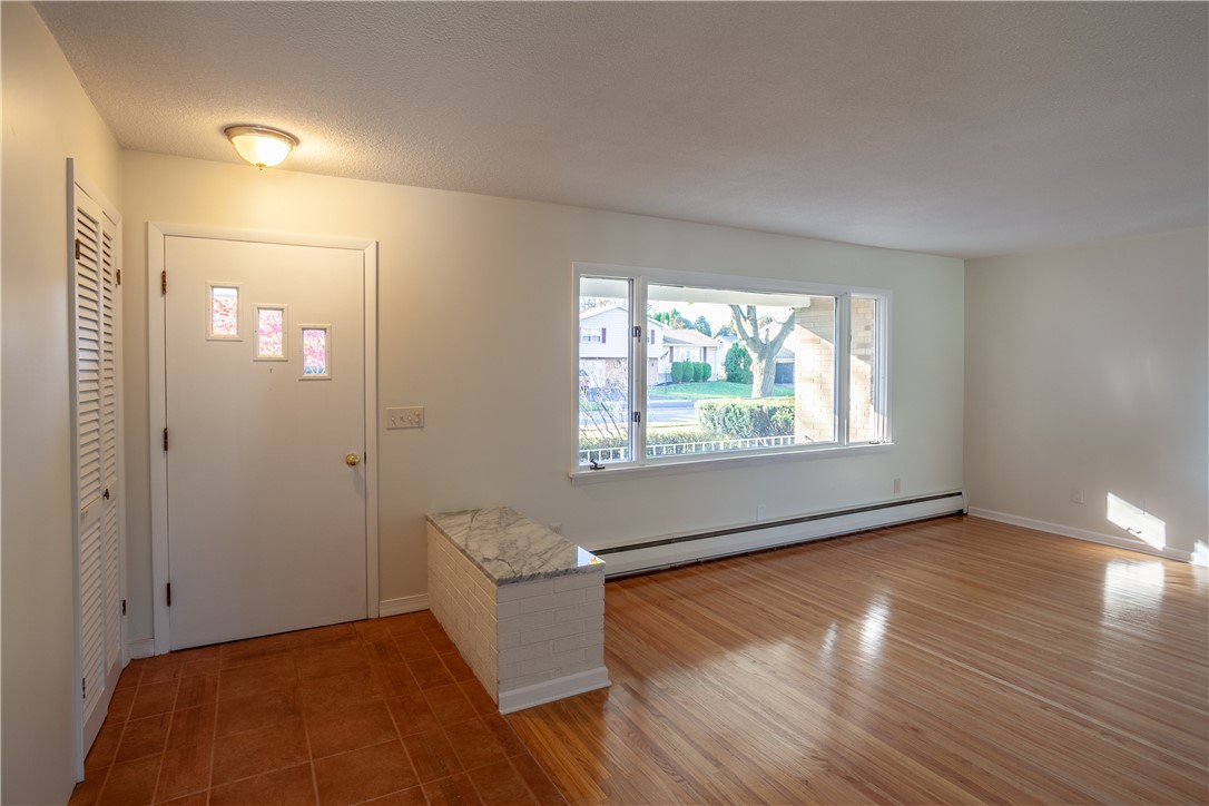 151 Edgebrook Lane Irondequoit, NY 14617 - Photo 5 of 50