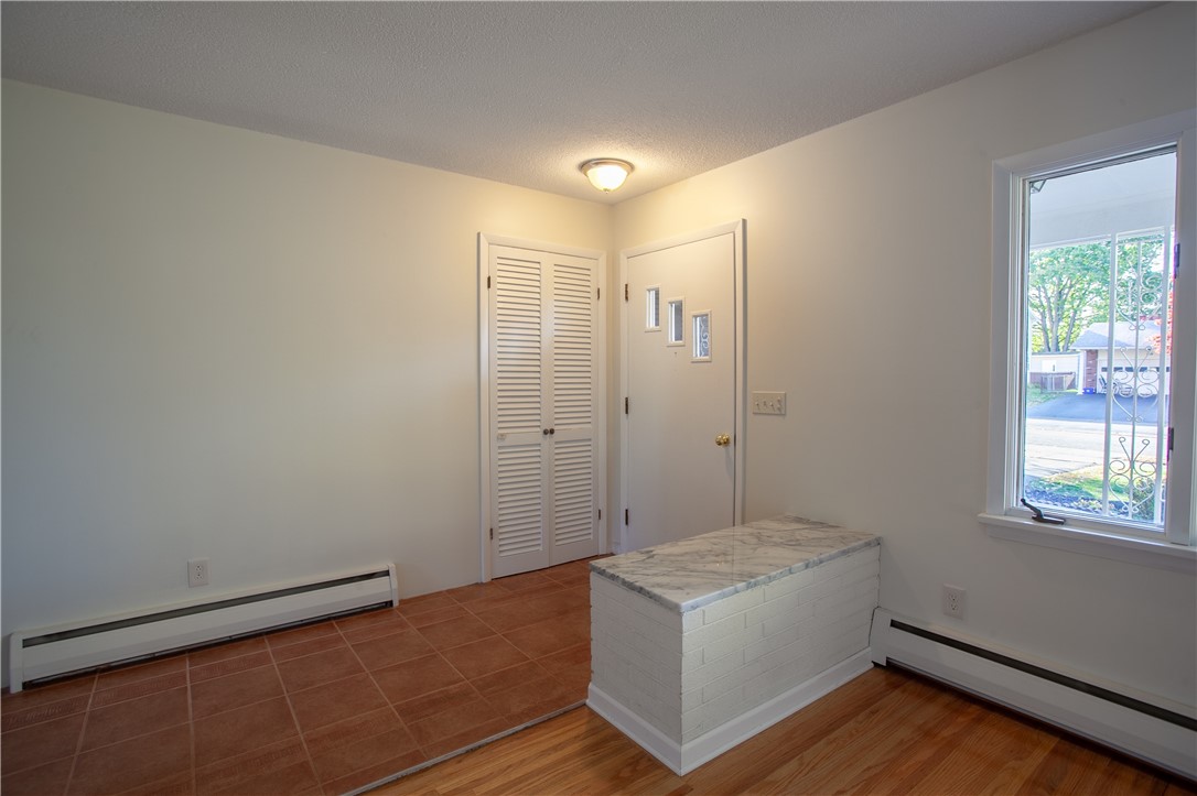 151 Edgebrook Lane Irondequoit, NY 14617 - Photo 6 of 50