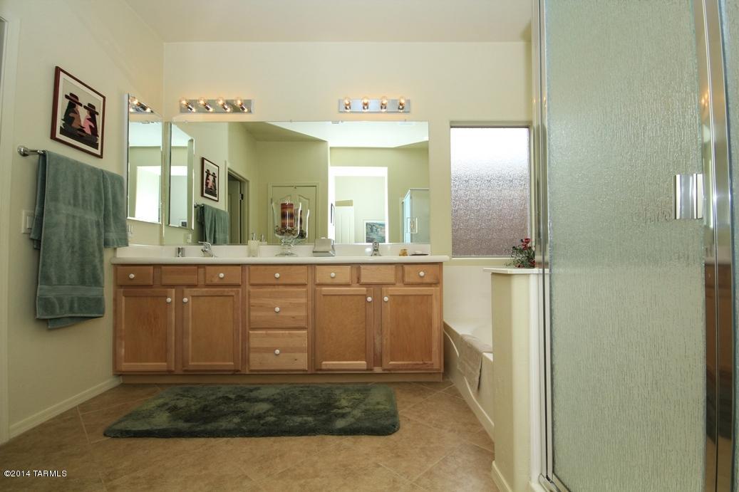 11700 North Sage Brook Road Tucson, AZ 85737 - Photo 7 of 21