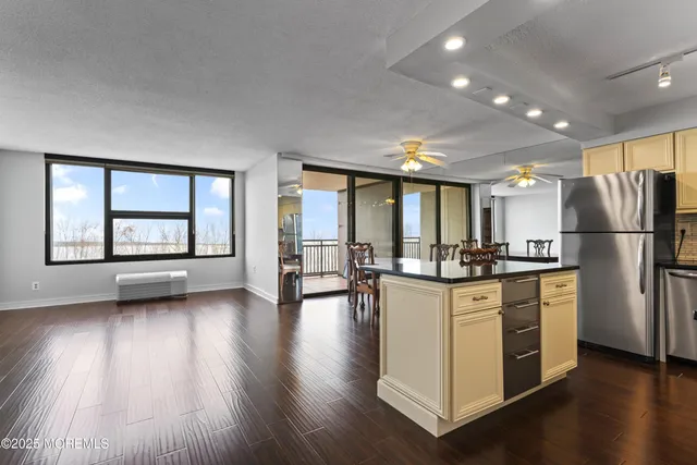 $2,500 | 1 Scenic Drive, Unit 306, Highlands, NJ 07732