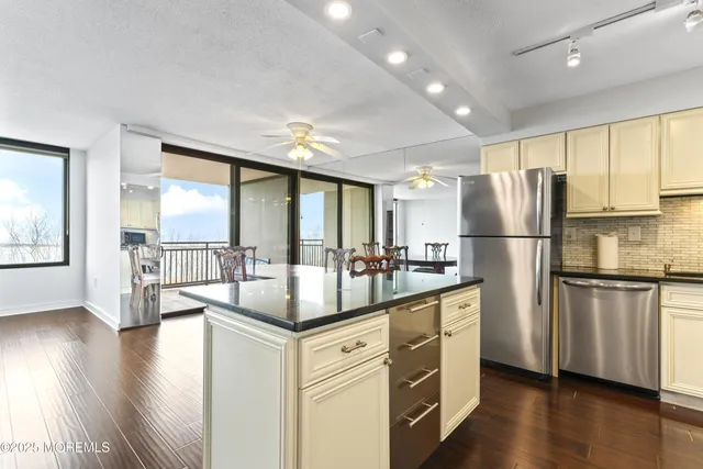 $2,500 | 1 Scenic Drive, Unit 306, Highlands, NJ 07732