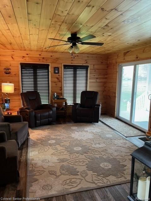 5165 Sandusky Road Peck, MI 48466 - Photo 15 of 29