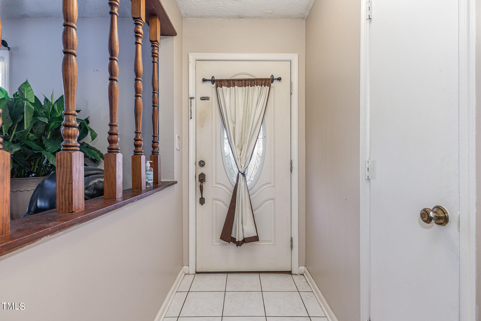 5620 Continental Way Raleigh, NC 27610 - Photo 4 of 24 004_cy1a0776-edit