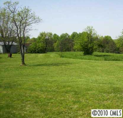 212 Henkel Road Olin, NC 28660 - Photo 3 of 11 Gallery Image 3