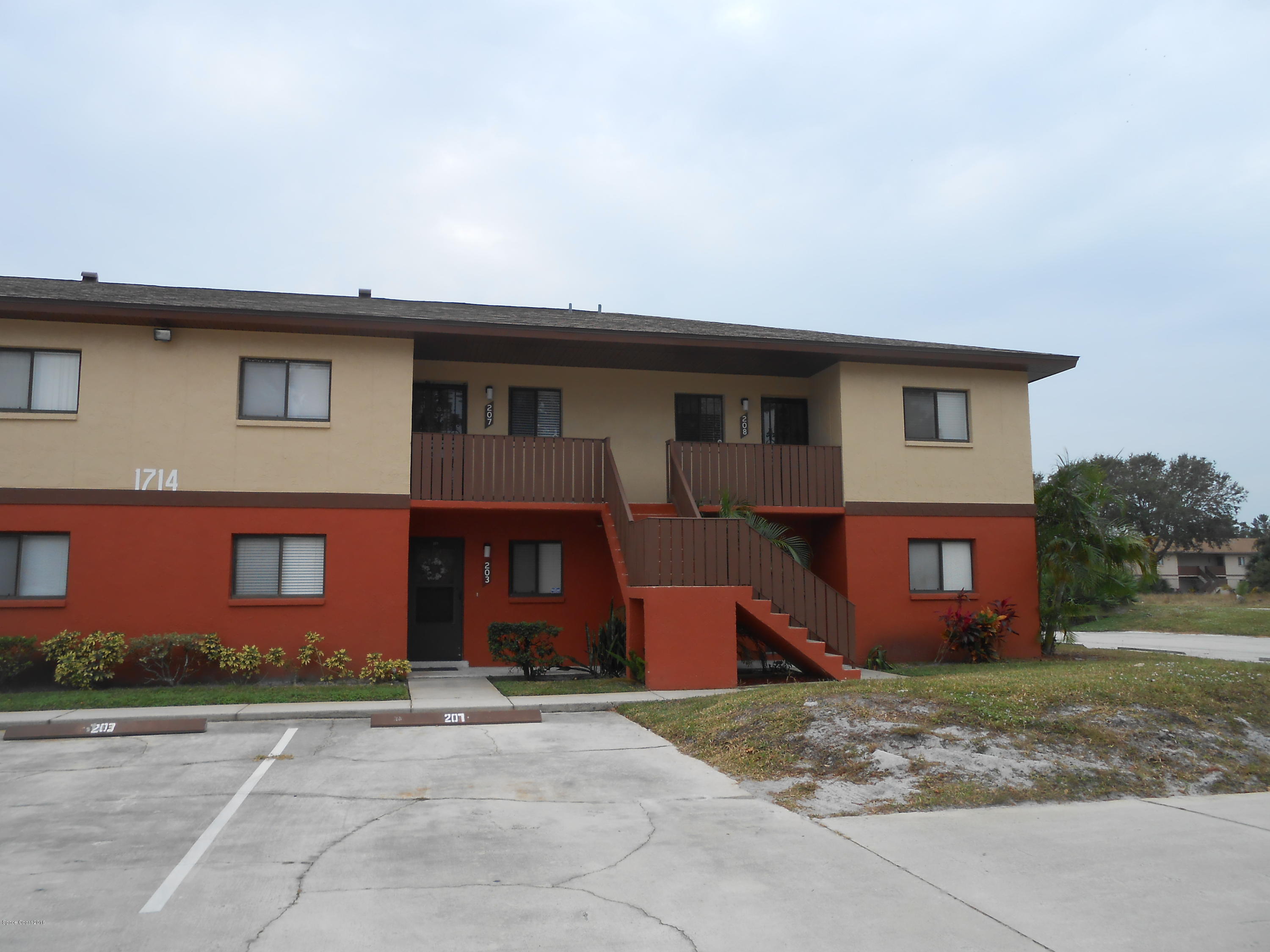 1714 University Lane, Unit 208 Cocoa, FL 32922 - Photo 1 of 10 DSCN0863