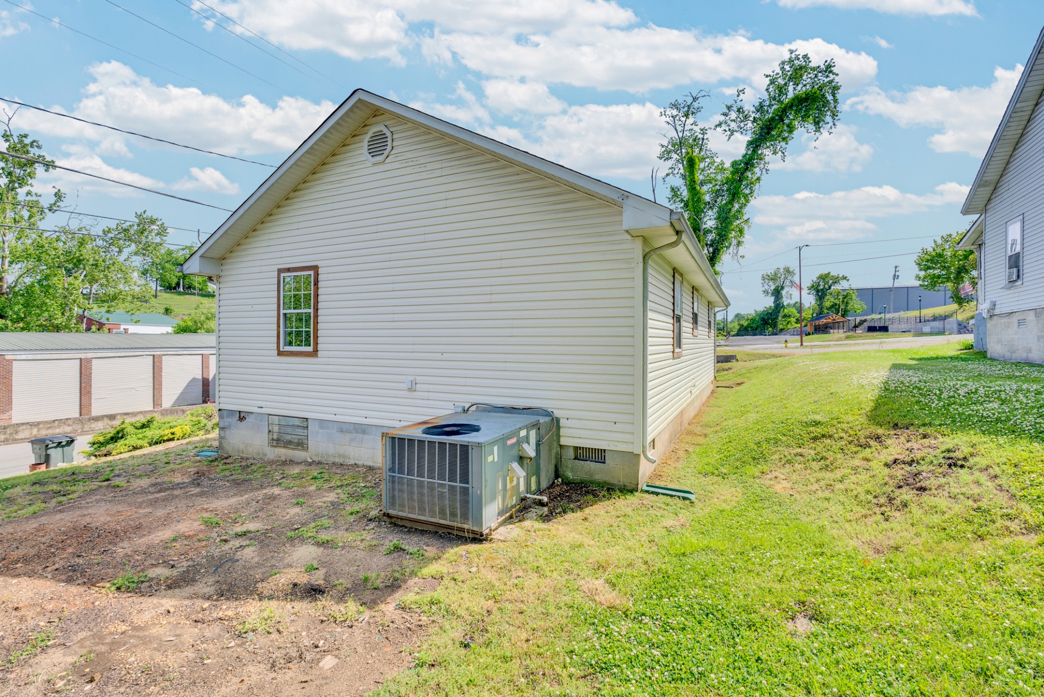 7 North Carter Street Sparta, TN 38583 - Photo 8 of 26