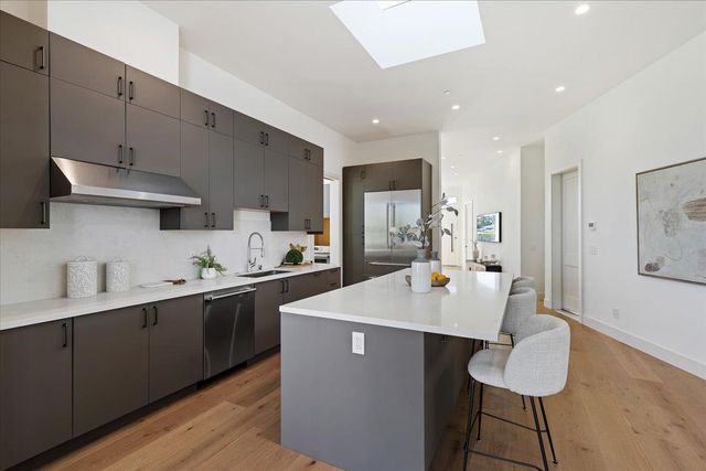 $5,300,000 | 61 Hilltop Drive, San Carlos, CA 94070