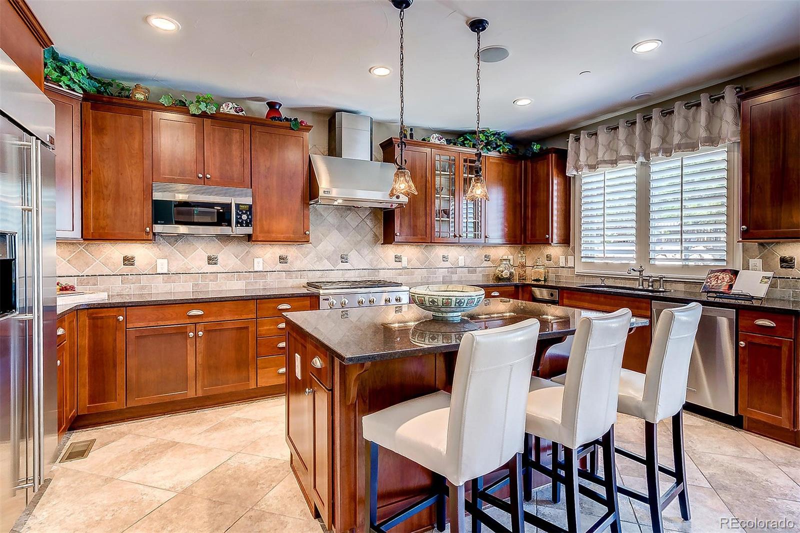 1017 Buffalo Ridge Road Castle Pines, CO 80108 - Photo 7 of 35 Gallery Image 7