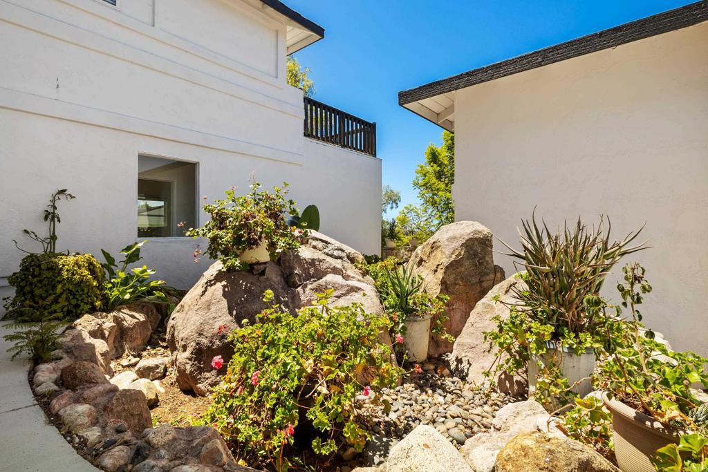 2143 Tierra Verde Road Vista, CA 92084 - Photo 54 of 71