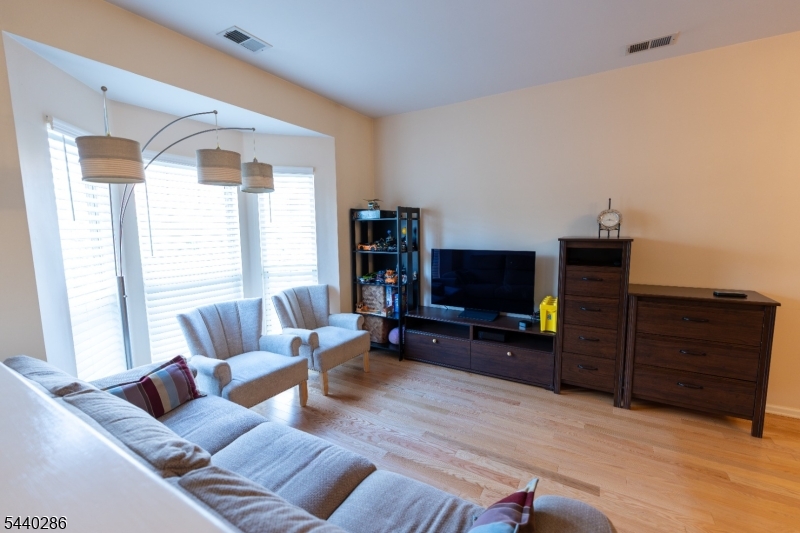 248 Warren Street Newark, NJ 07103 - Photo 2 of 23