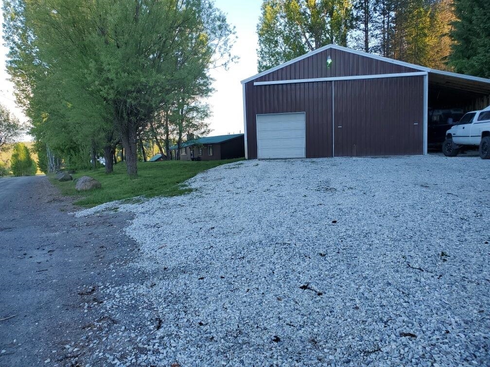 5161 Gennett Road Springdale, WA 99173 - Photo 6 of 42