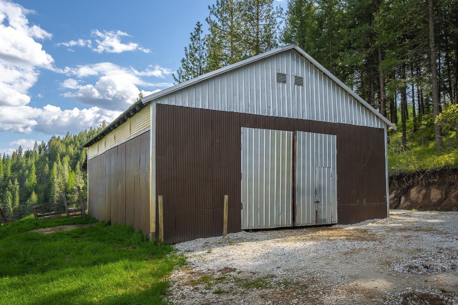 5161 Gennett Road Springdale, WA 99173 - Photo 10 of 42