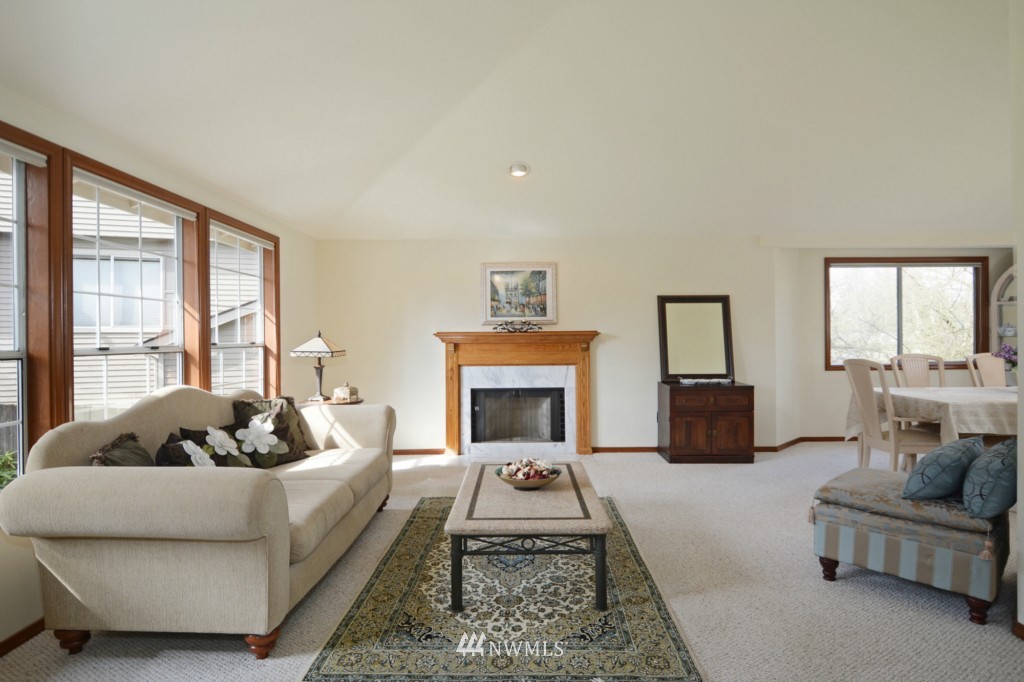 2529 238th Place Southeast Bothell, WA 98021 - Photo 2 of 24