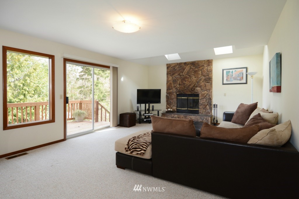 2529 238th Place Southeast Bothell, WA 98021 - Photo 11 of 24