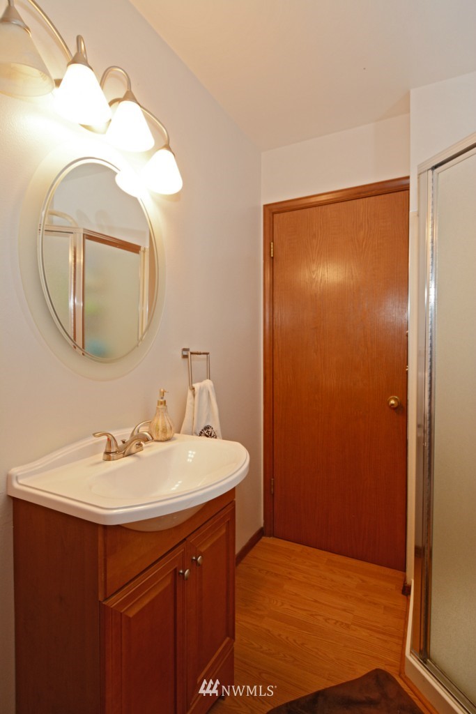2529 238th Place Southeast Bothell, WA 98021 - Photo 17 of 24
