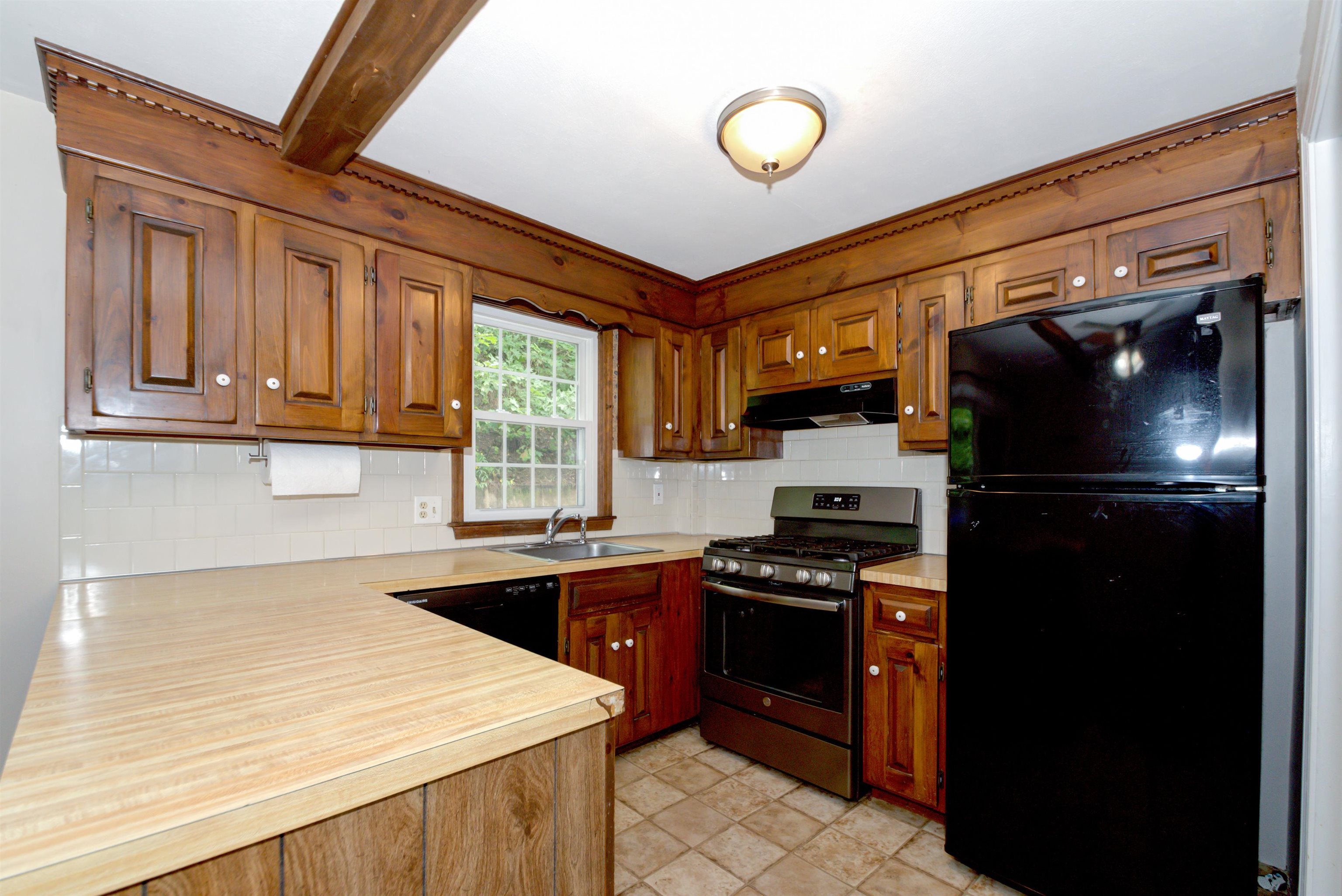 14 Cannongate III Road Nashua, NH 03063 - Photo 21 of 40 Gallery Image 21