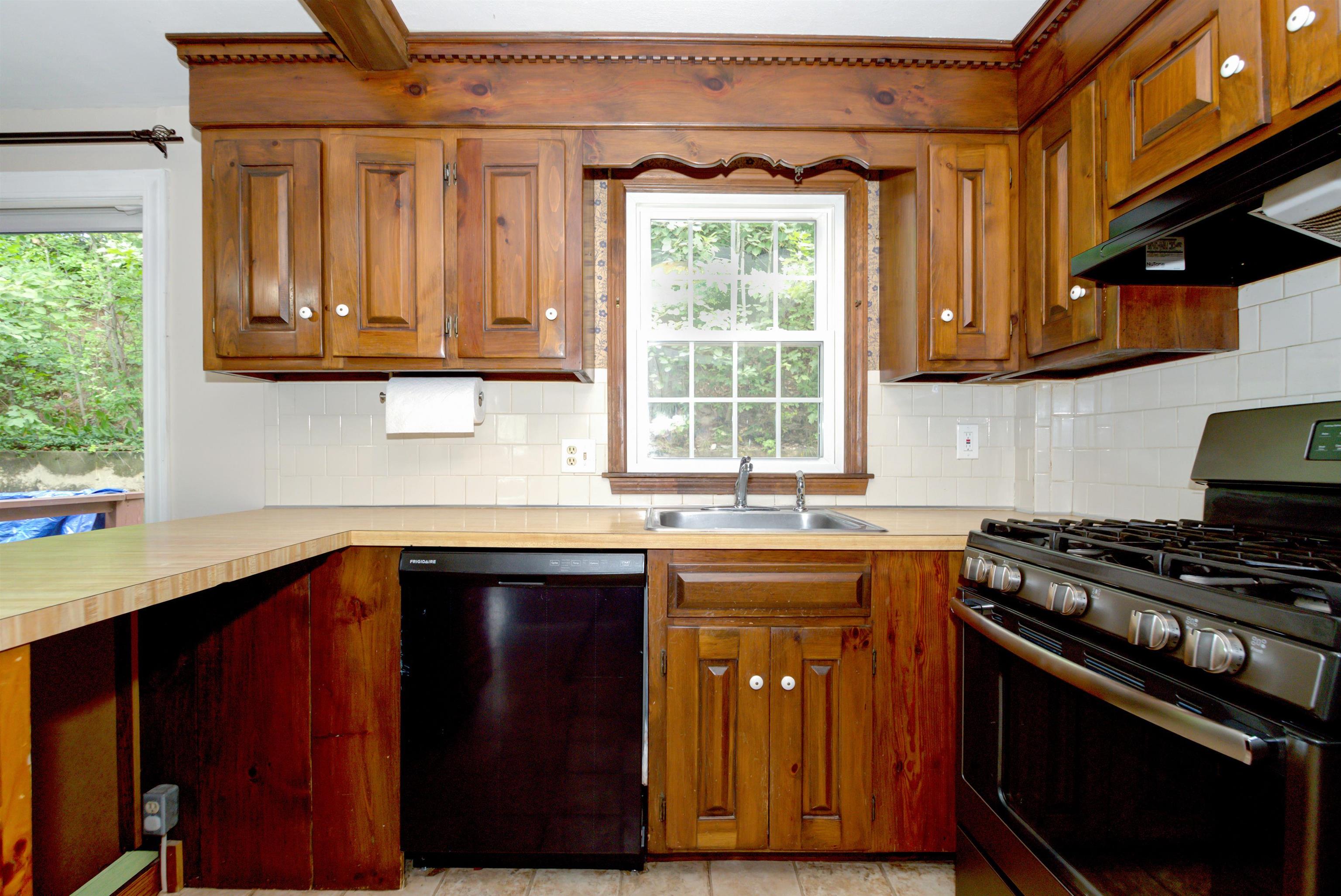 14 Cannongate III Road Nashua, NH 03063 - Photo 23 of 40 Gallery Image 23