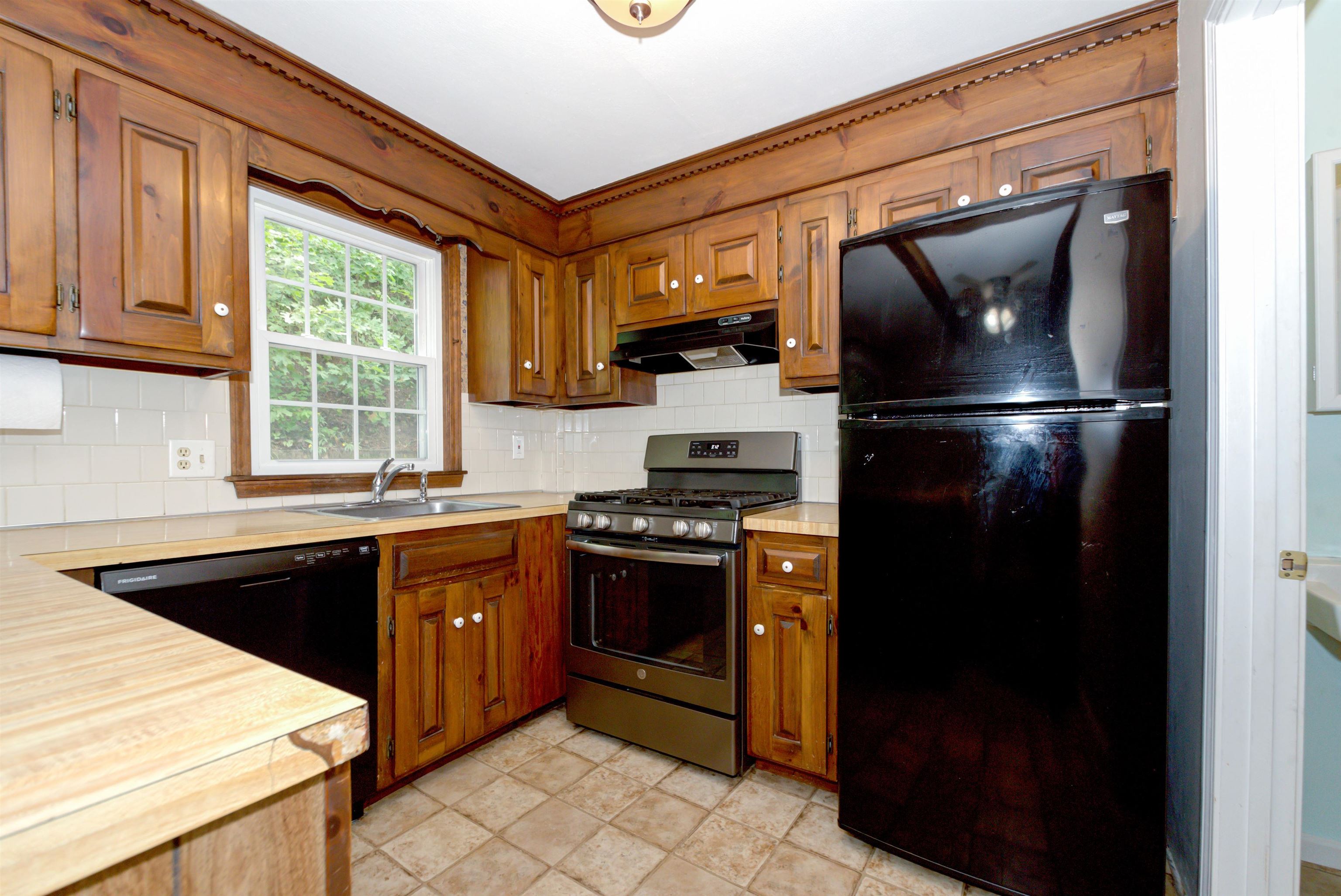 14 Cannongate III Road Nashua, NH 03063 - Photo 24 of 40 Gallery Image 24