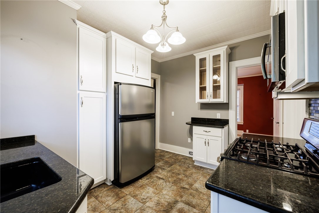 100 Highland Avenue, Unit 1 Rochester, NY 14620 - Photo 5 of 21