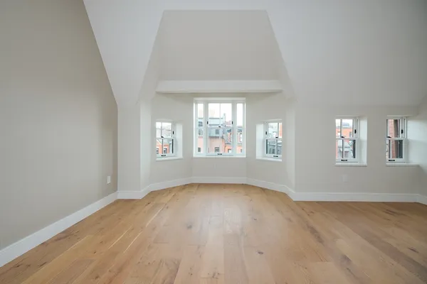 $12,900 | 246 Newbury Street, Unit PH, Boston, MA 02116