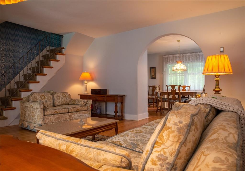 828 Beulah Road Churchill, PA 15235 - Photo 6 of 15 Gallery Image 6