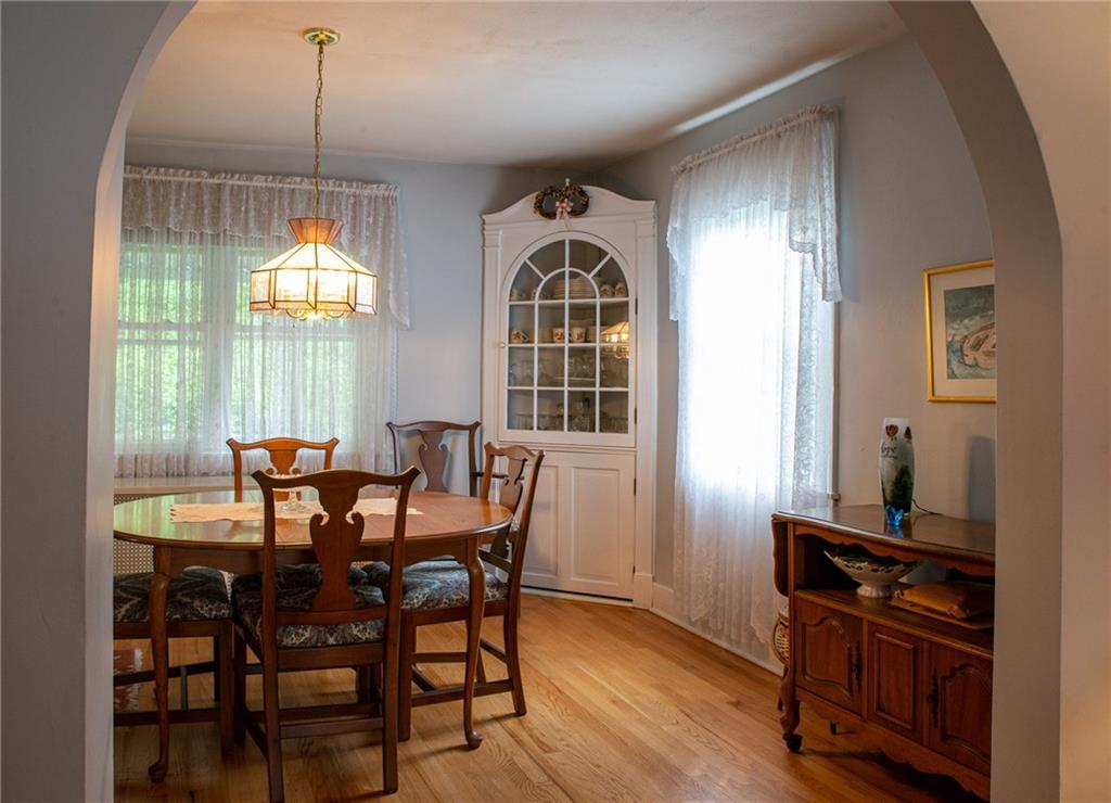 828 Beulah Road Churchill, PA 15235 - Photo 8 of 15 Gallery Image 8