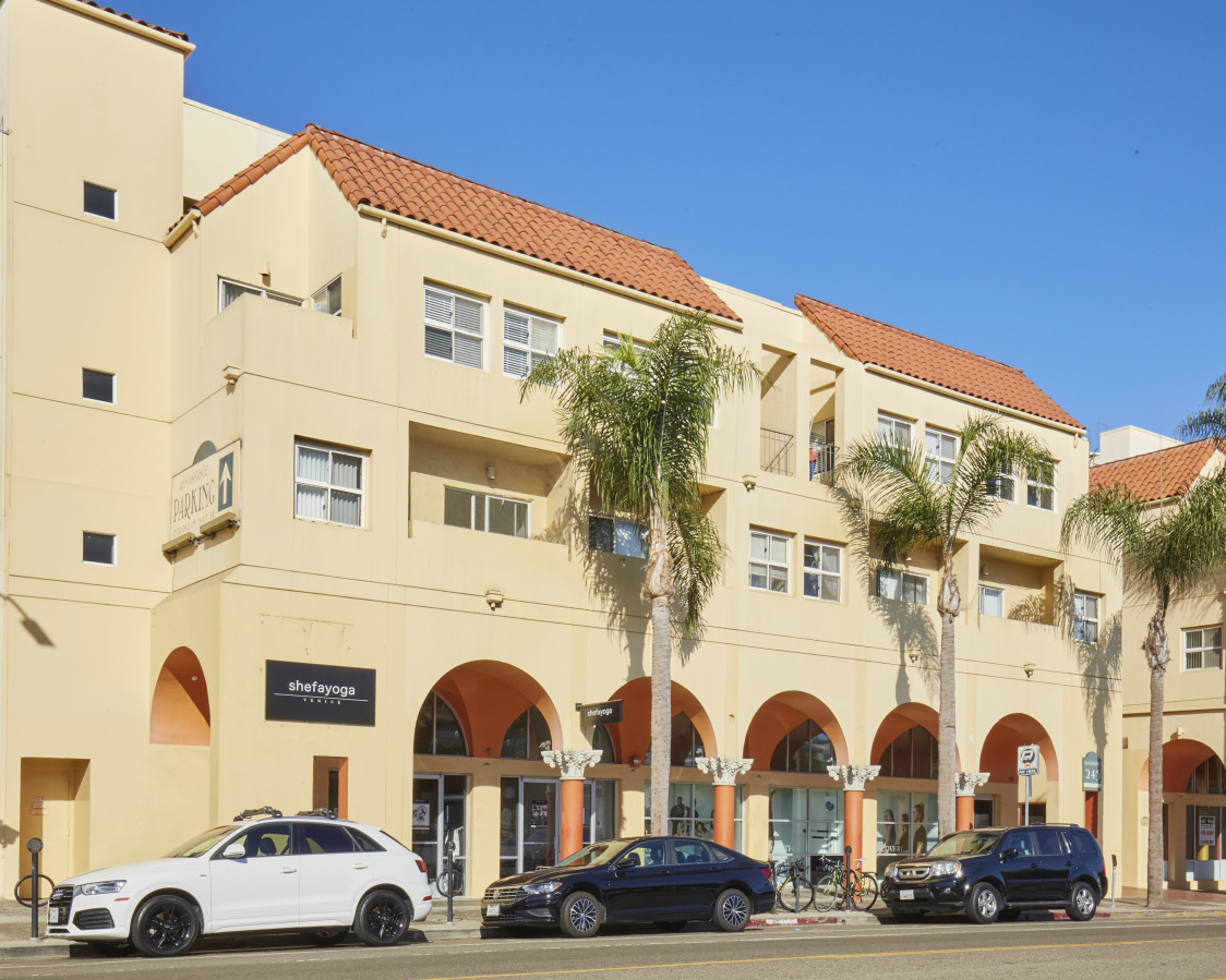 Venice Renaissance 245 Main St, Venice, CA 90291 - Photo 1 of 1