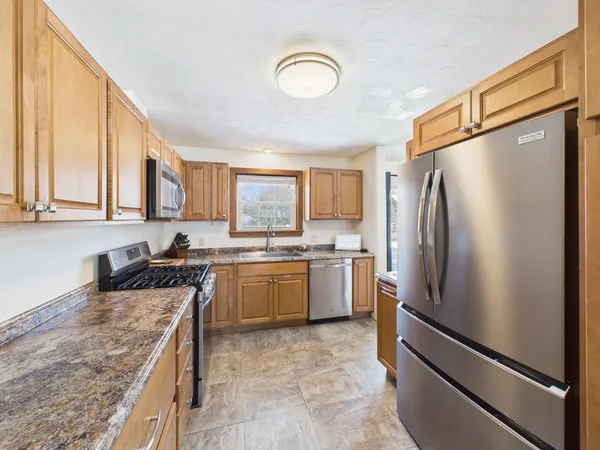 $379,000 | 18 Booker Street, Thomaston, ME 04861