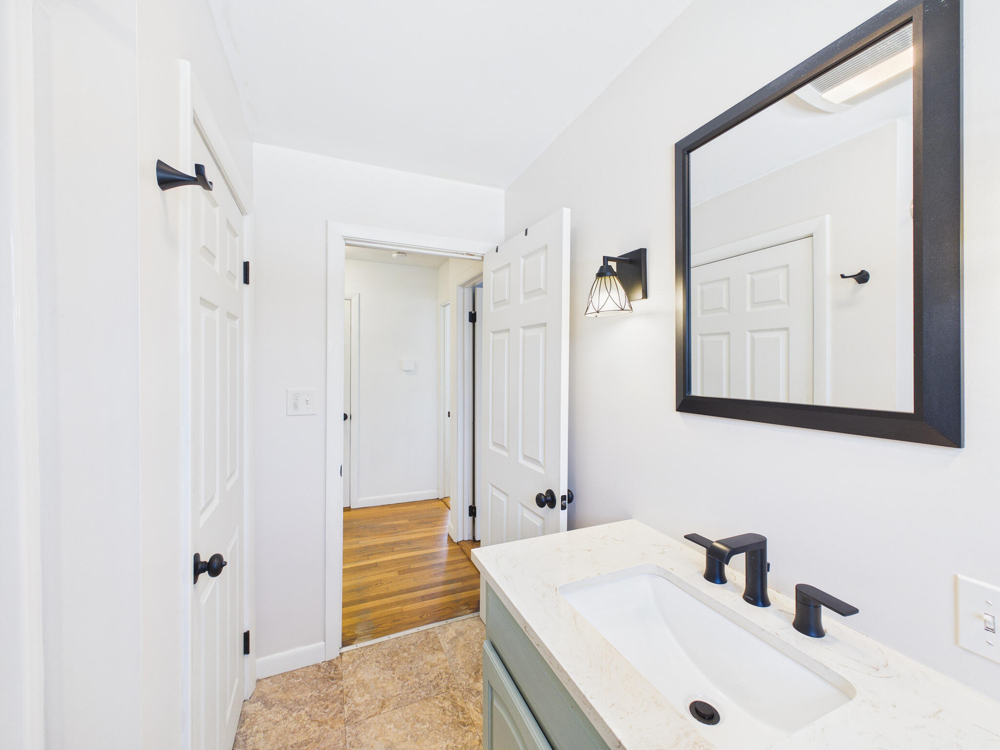 18 Booker Street Thomaston, ME 04861 - Photo 26 of 60 Stills-37