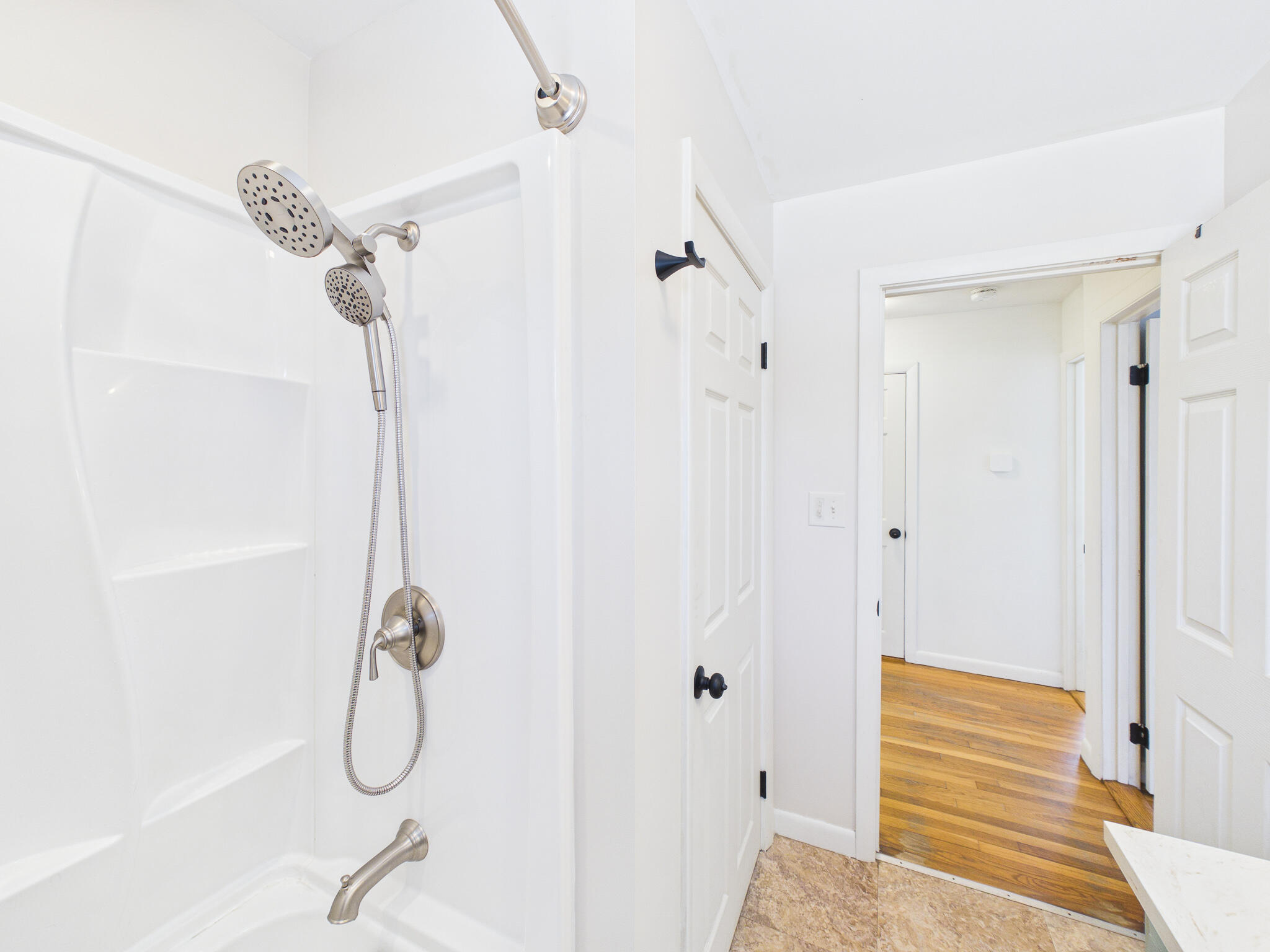 18 Booker Street Thomaston, ME 04861 - Photo 27 of 55 Stills-36