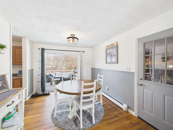 $379,000 | 18 Booker Street, Thomaston, ME 04861