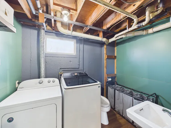 $379,000 | 18 Booker Street, Thomaston, ME 04861
