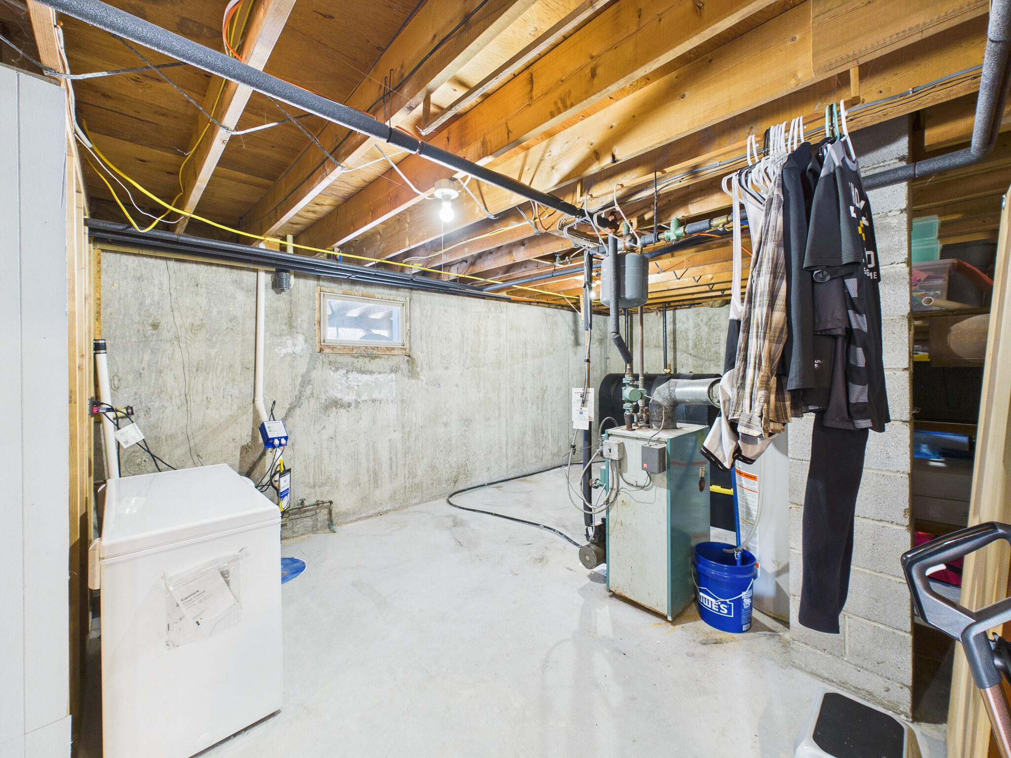 18 Booker Street Thomaston, ME 04861 - Photo 42 of 55 Stills-52