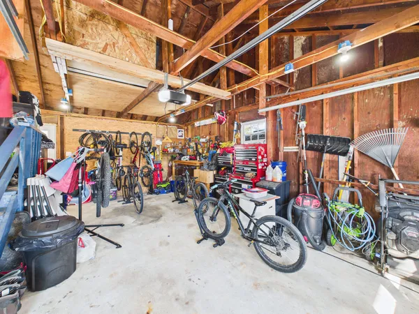 $379,000 | 18 Booker Street, Thomaston, ME 04861